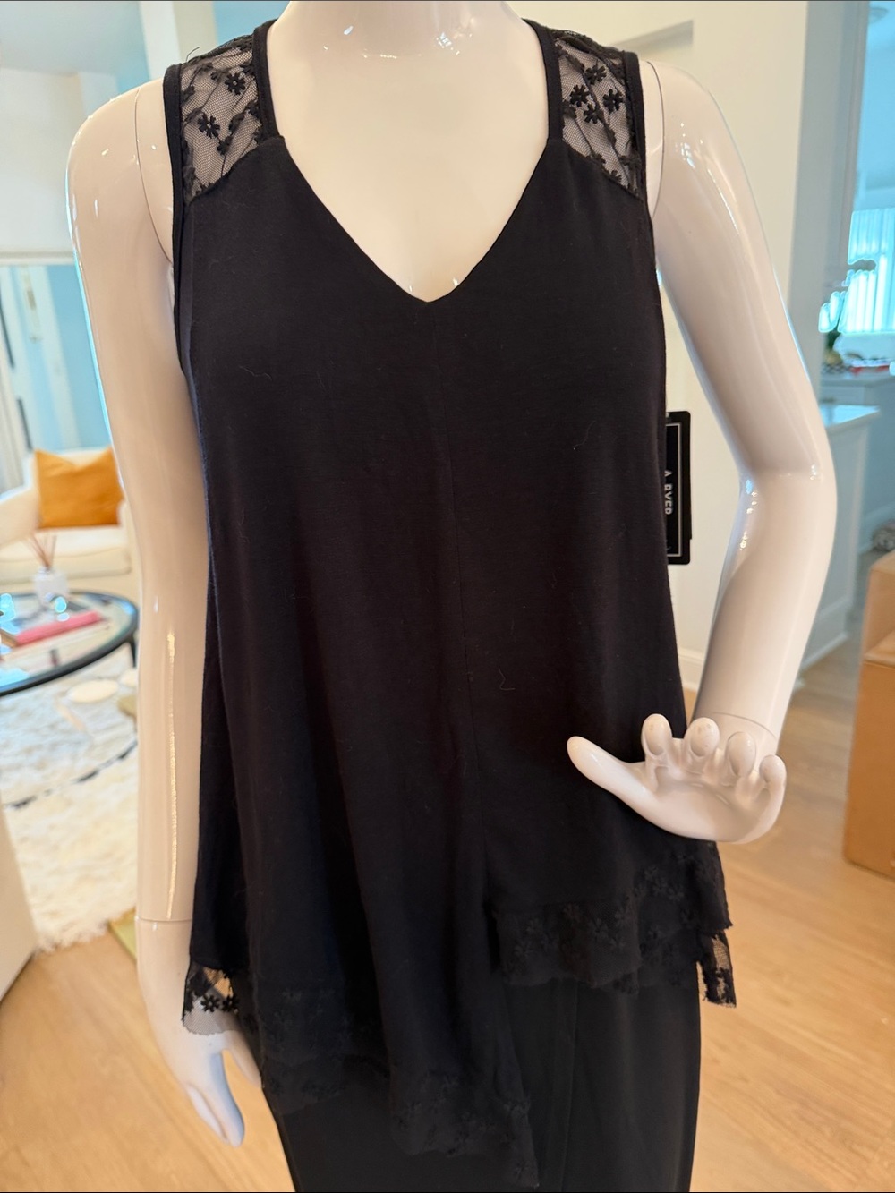 Black Lace-Trim V-Neck Women’s Tank Top